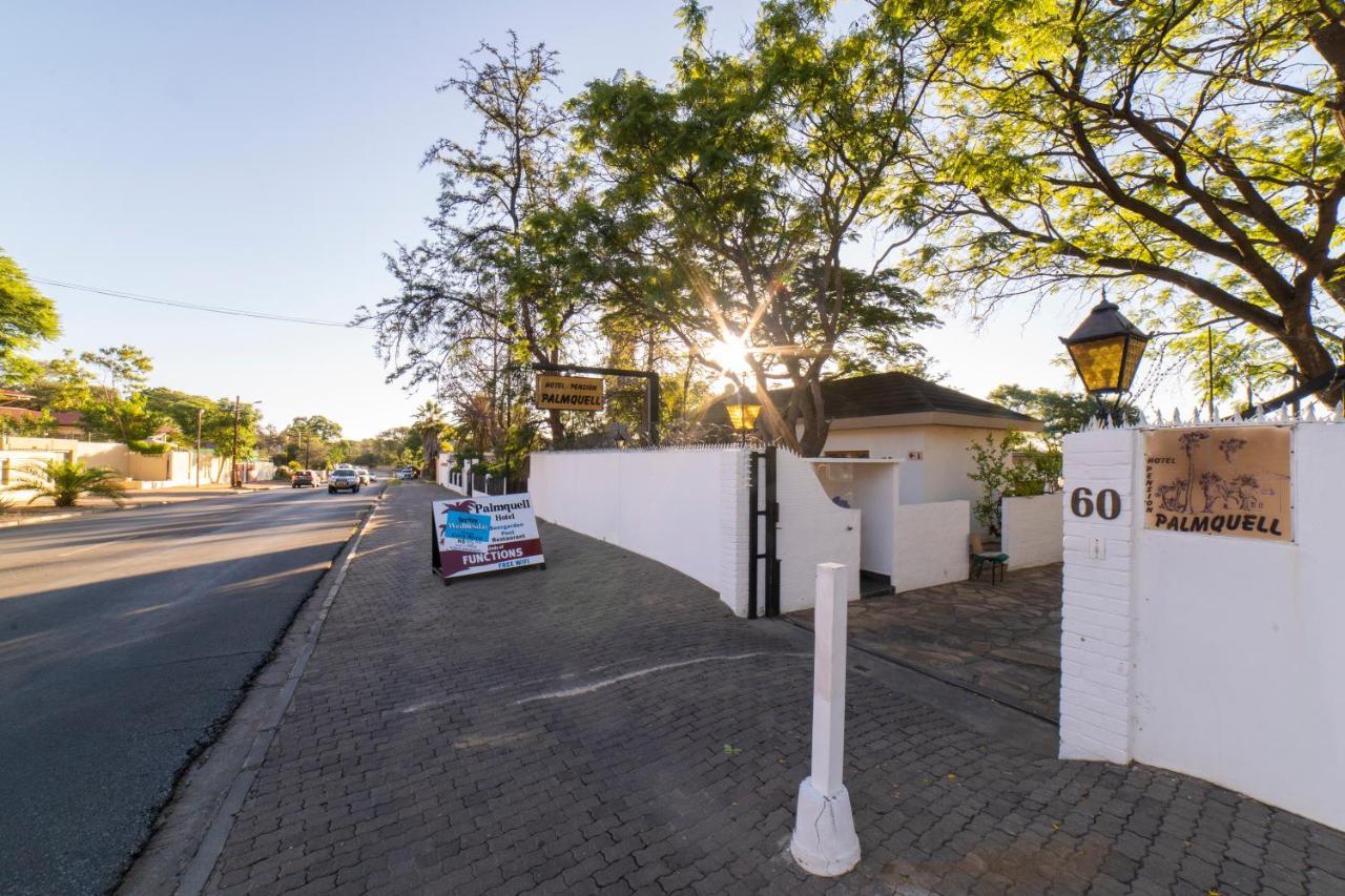 Hotel Pension Palmquell Klein Windhoek Exterior photo